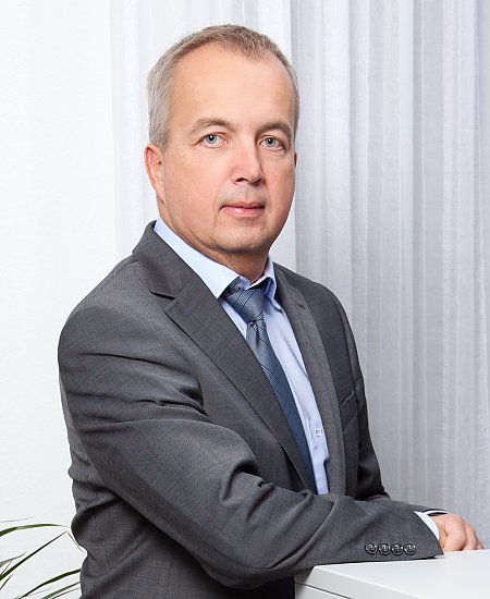 Oliver Schmid