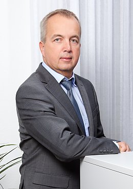 Oliver Schmid